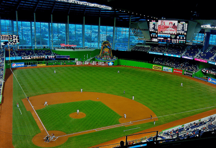 loandepot-park-capacity-miami-marlins-baseball